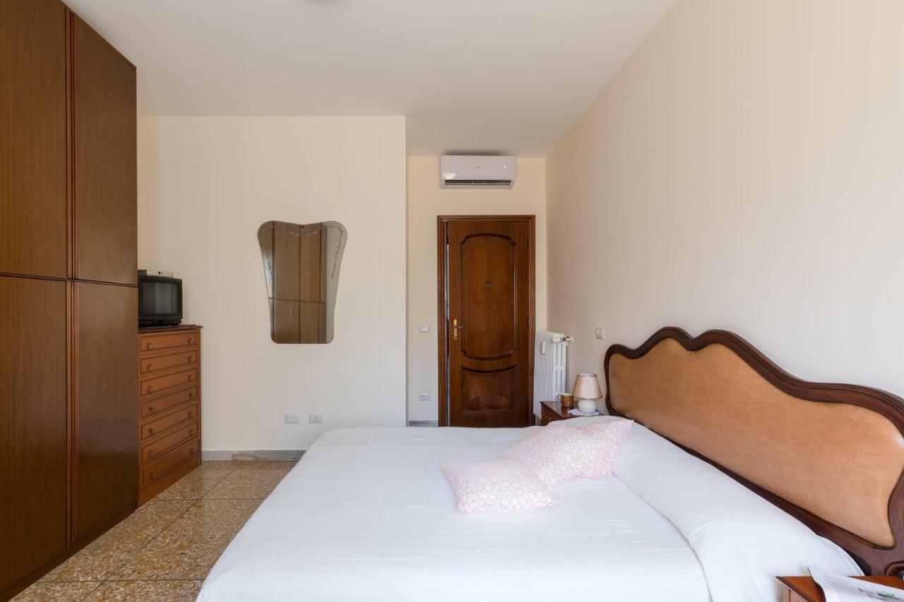 Hortis Apartment, 5 Persone, 2 Camere, Balcone, Metro C E Tram Per Il Centro Roma Exterior foto
