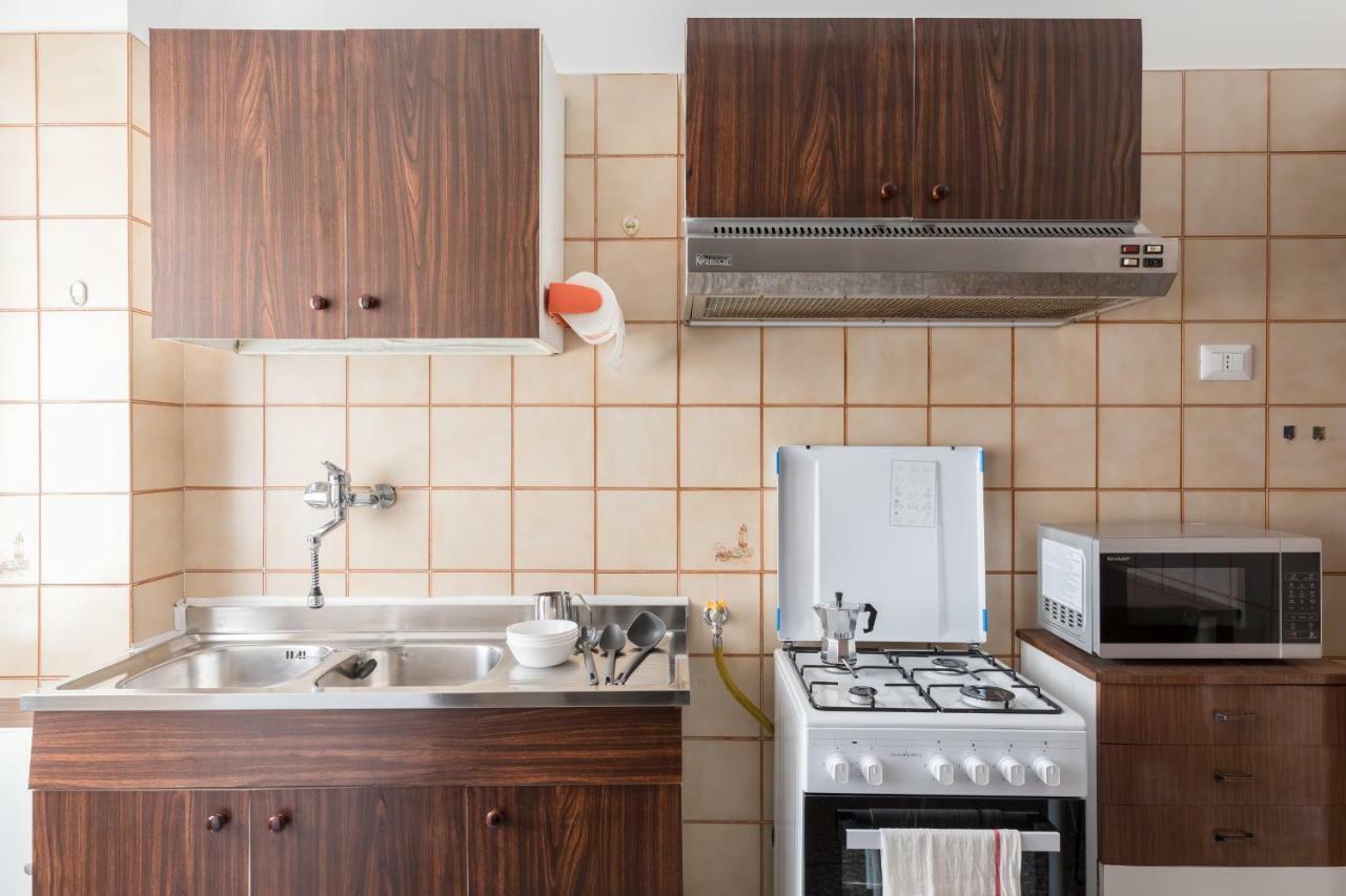 Hortis Apartment, 5 Persone, 2 Camere, Balcone, Metro C E Tram Per Il Centro Roma Exterior foto